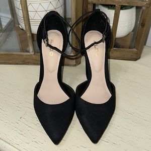 ALDO Nicholes Black Suede Block Heel Pumps size 5